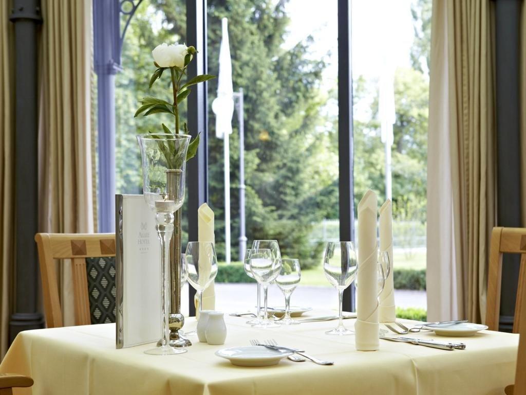 Allee Hotel نويشتات أن در آيش المظهر الخارجي الصورة