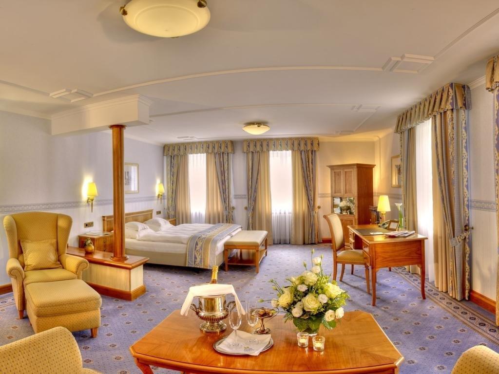 Allee Hotel نويشتات أن در آيش المظهر الخارجي الصورة