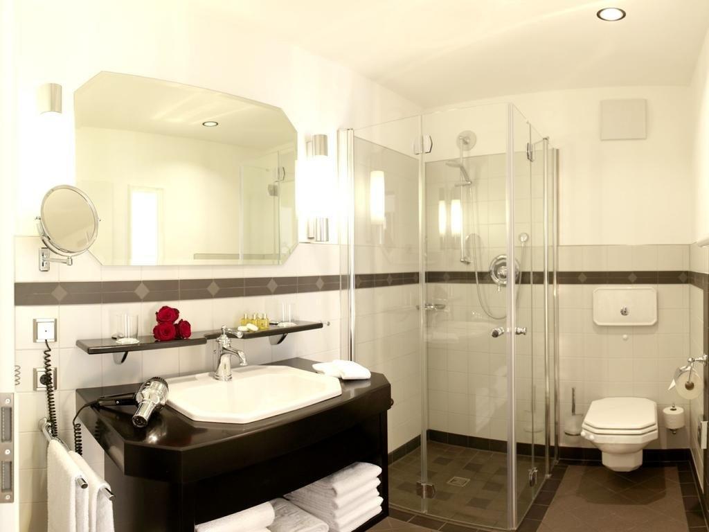 Allee Hotel نويشتات أن در آيش المظهر الخارجي الصورة